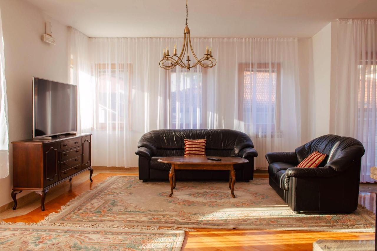 Beautiful Duplex In Heart Of Old Town - Free Parking Apartment Sarajevo Exterior photo