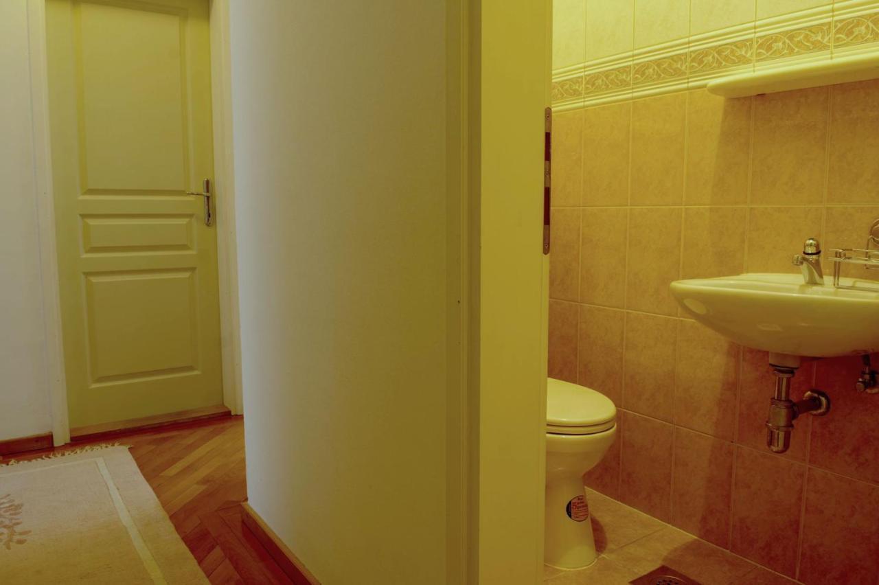 Beautiful Duplex In Heart Of Old Town - Free Parking Apartment Sarajevo Exterior photo