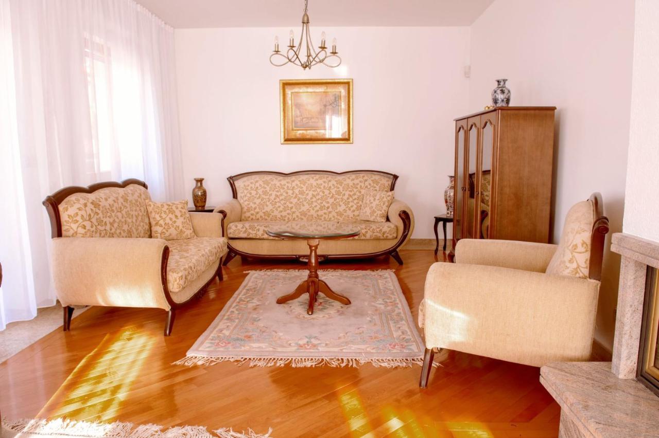 Beautiful Duplex In Heart Of Old Town - Free Parking Apartment Sarajevo Exterior photo