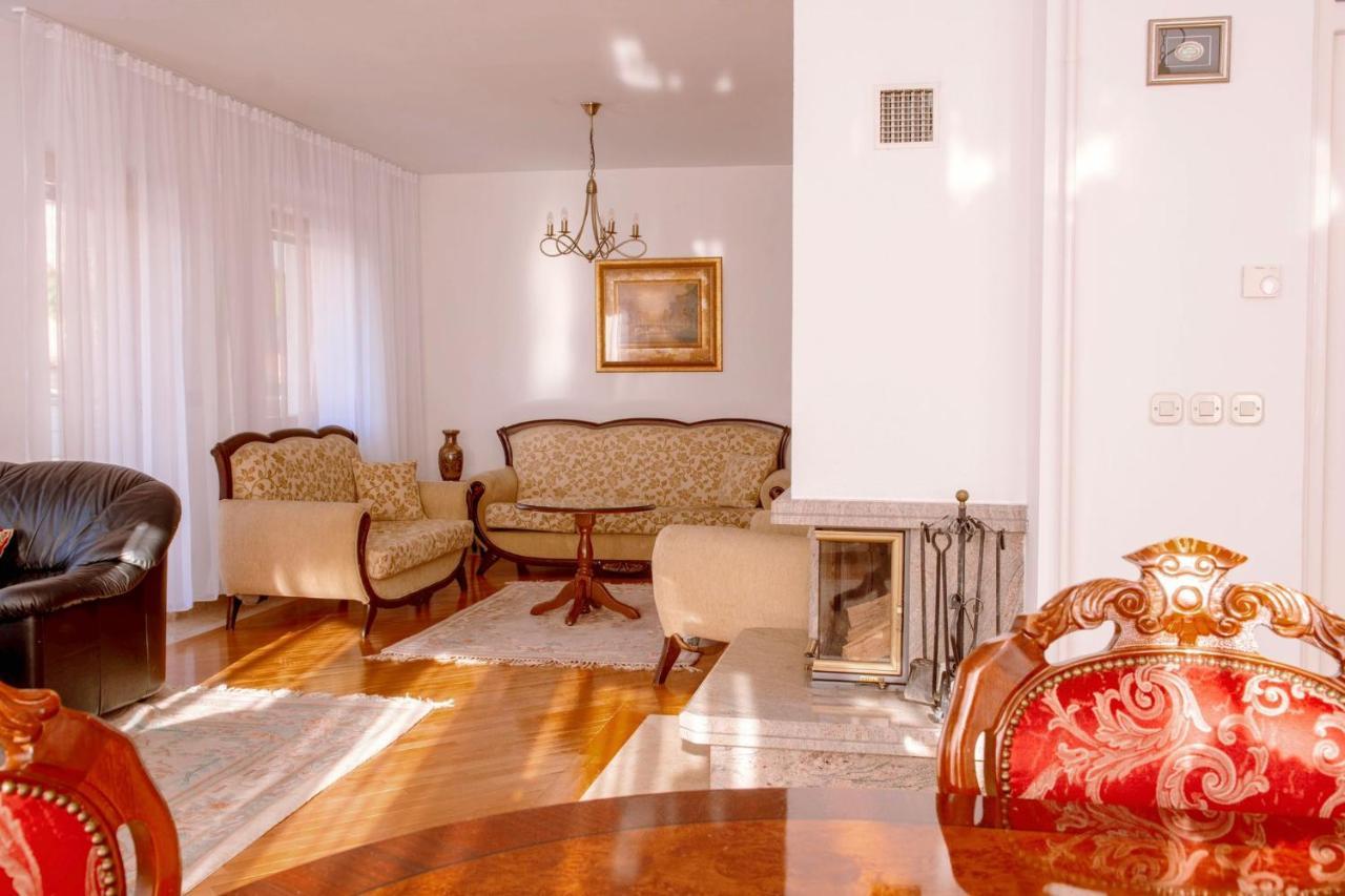 Beautiful Duplex In Heart Of Old Town - Free Parking Apartment Sarajevo Exterior photo