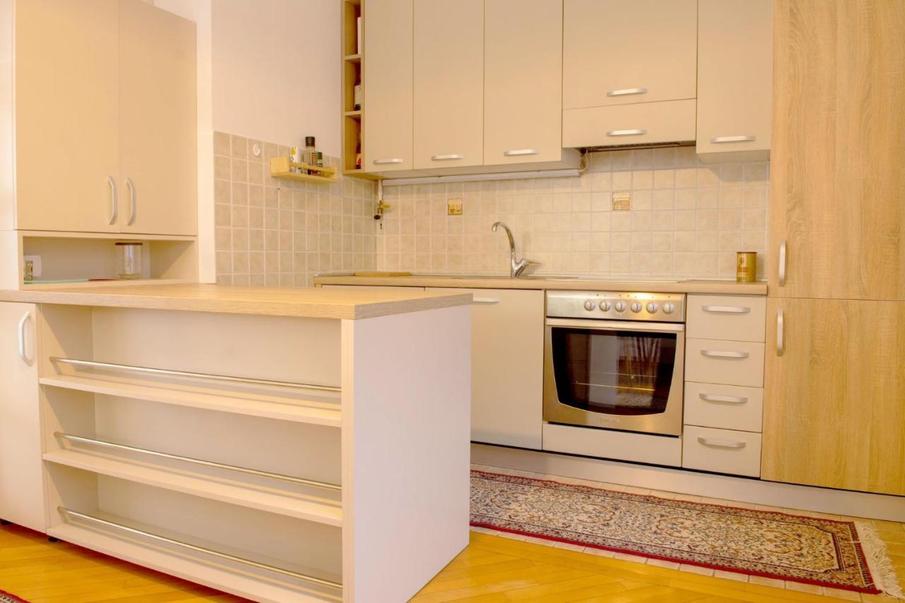 Beautiful Duplex In Heart Of Old Town - Free Parking Apartment Sarajevo Exterior photo